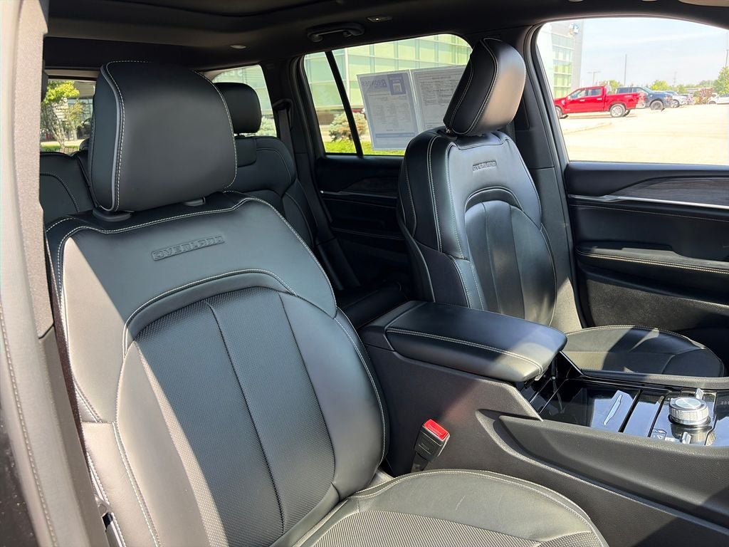 2022 Jeep Grand Cherokee Overland
