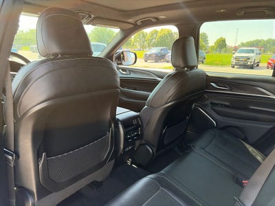 2022 Jeep Grand Cherokee Overland