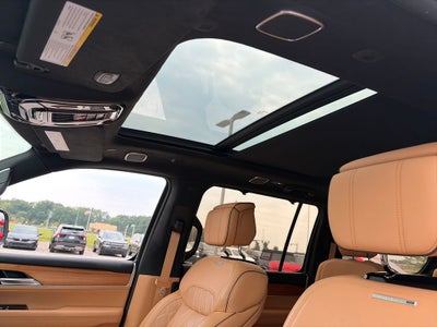 2023 Jeep Grand Wagoneer Series III