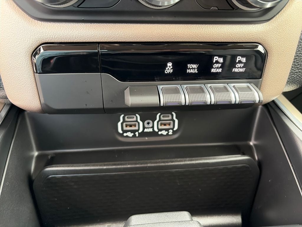 2021 RAM 1500 Laramie 5.7 V8 Hemi