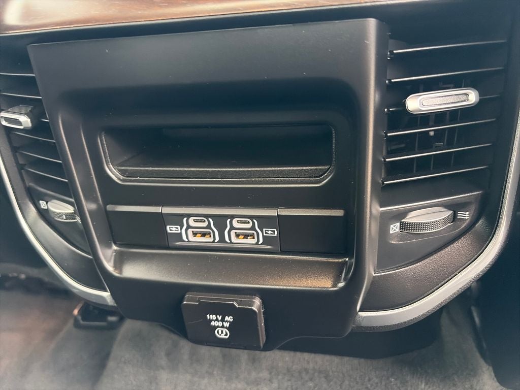 2021 RAM 1500 Laramie 5.7 V8 Hemi