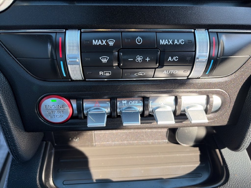 2021 Ford Mustang EcoBoost 2.3L HIGH PERFORMANCE