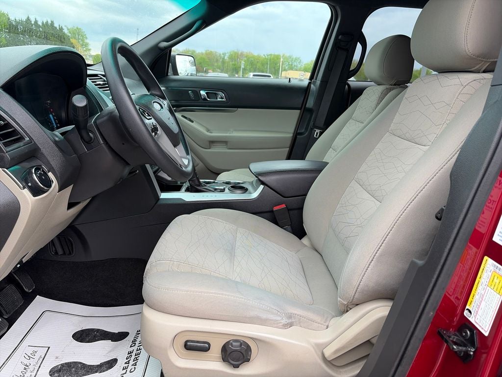 2015 Ford Explorer Base