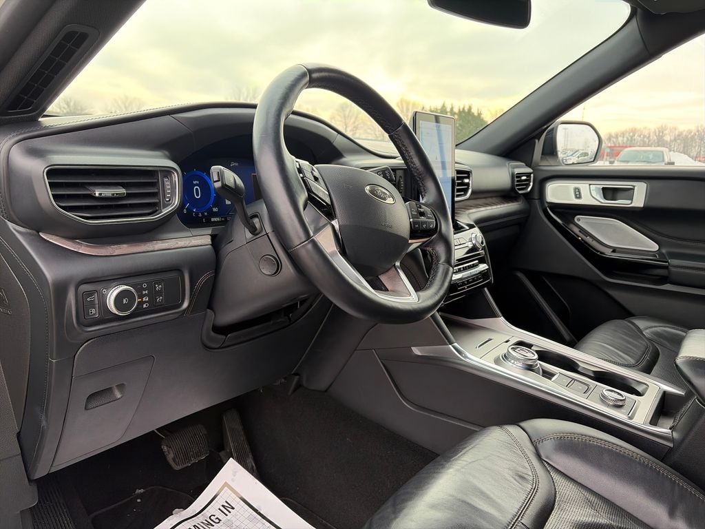 2022 Ford Explorer Platinum