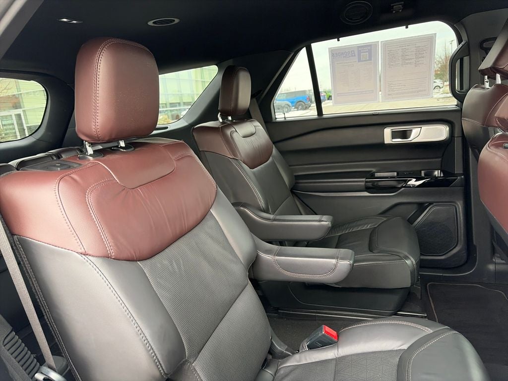 2022 Ford Explorer Platinum