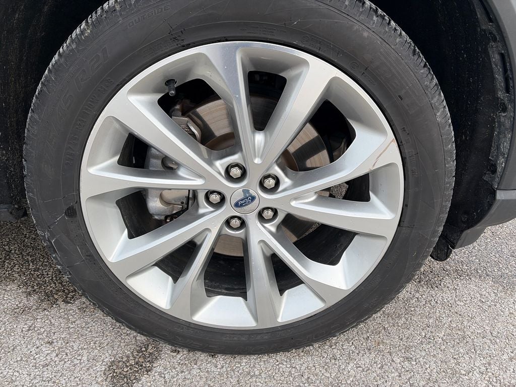 2022 Ford Explorer Platinum