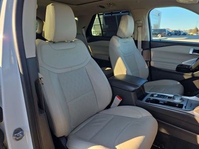 2023 Ford Explorer Platinum