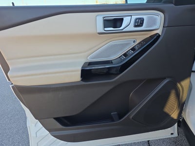 2023 Ford Explorer Platinum