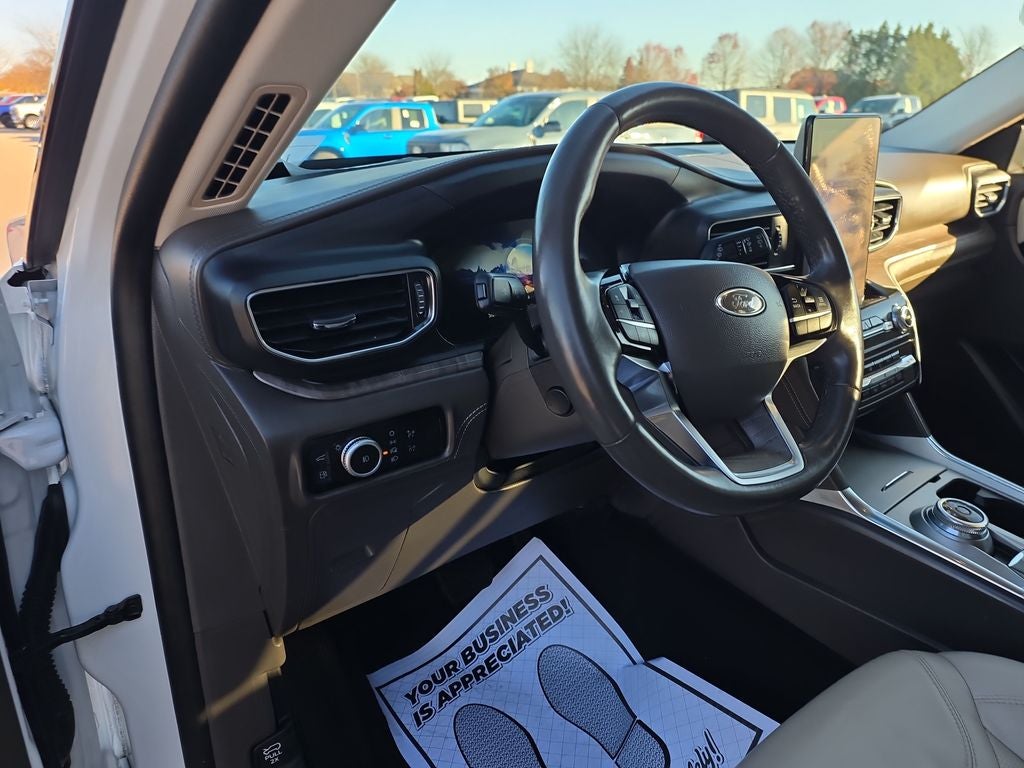 2023 Ford Explorer Platinum
