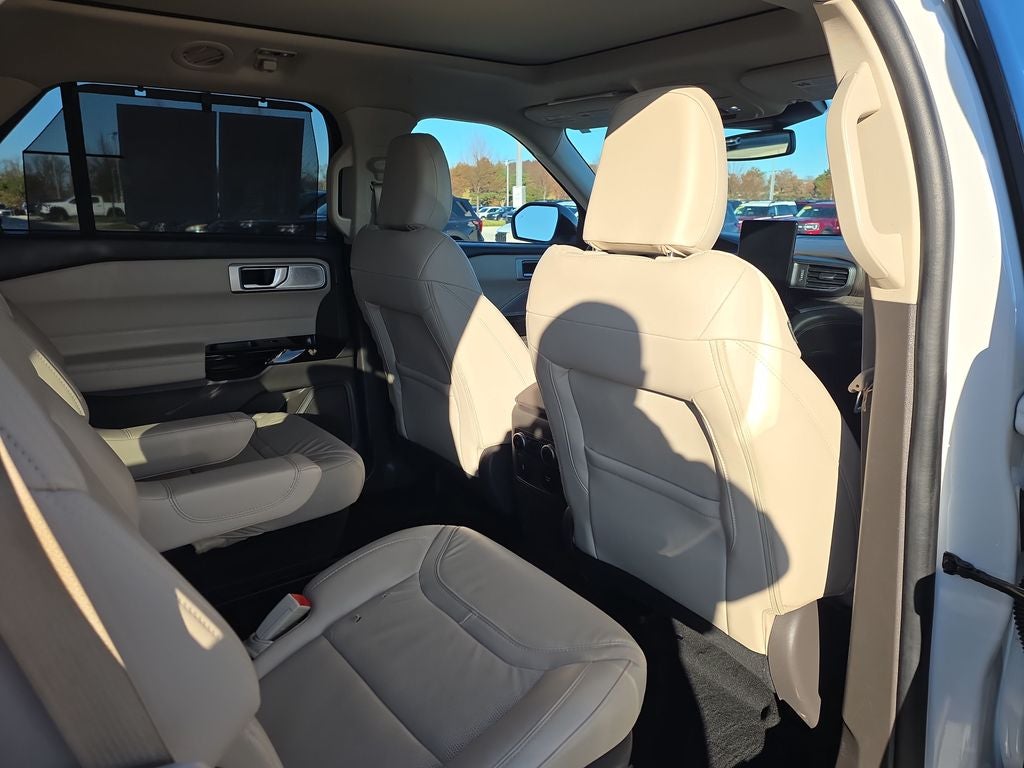 2023 Ford Explorer Platinum