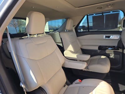 2023 Ford Explorer Platinum
