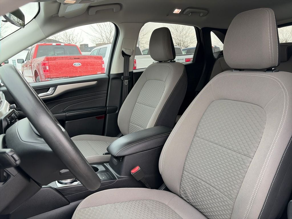 2021 Ford Escape SE Hybrid