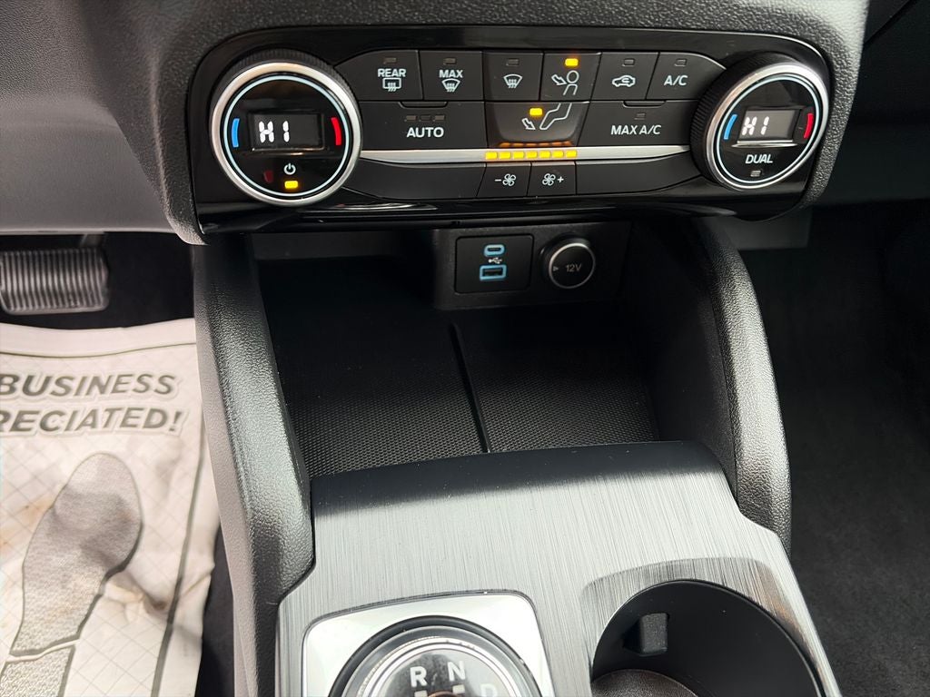 2021 Ford Escape SE Hybrid