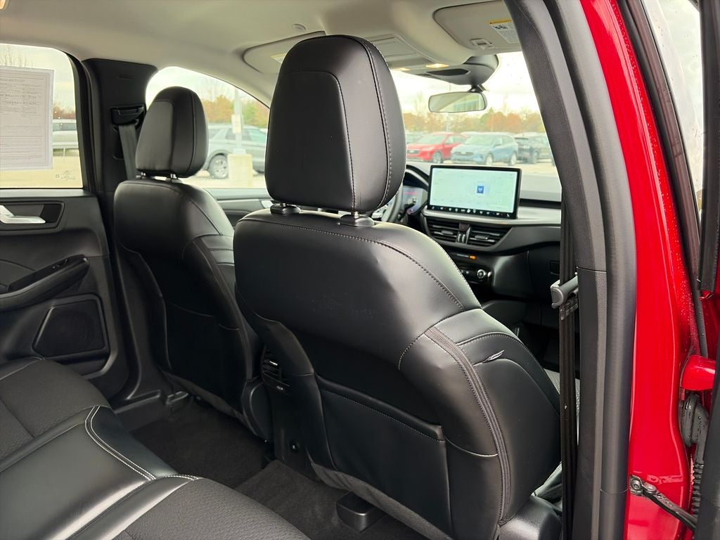 2025 Ford Escape Plug-In Hybrid Base