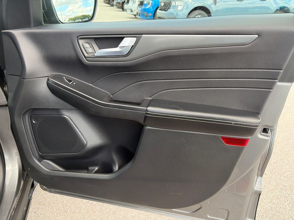 2025 Ford Escape Plug-In Hybrid Base