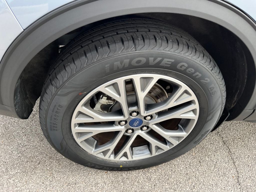 2022 Ford Escape SEL