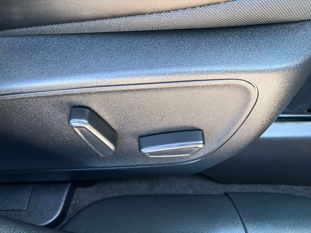 2025 Ford Escape Hybrid Platinum