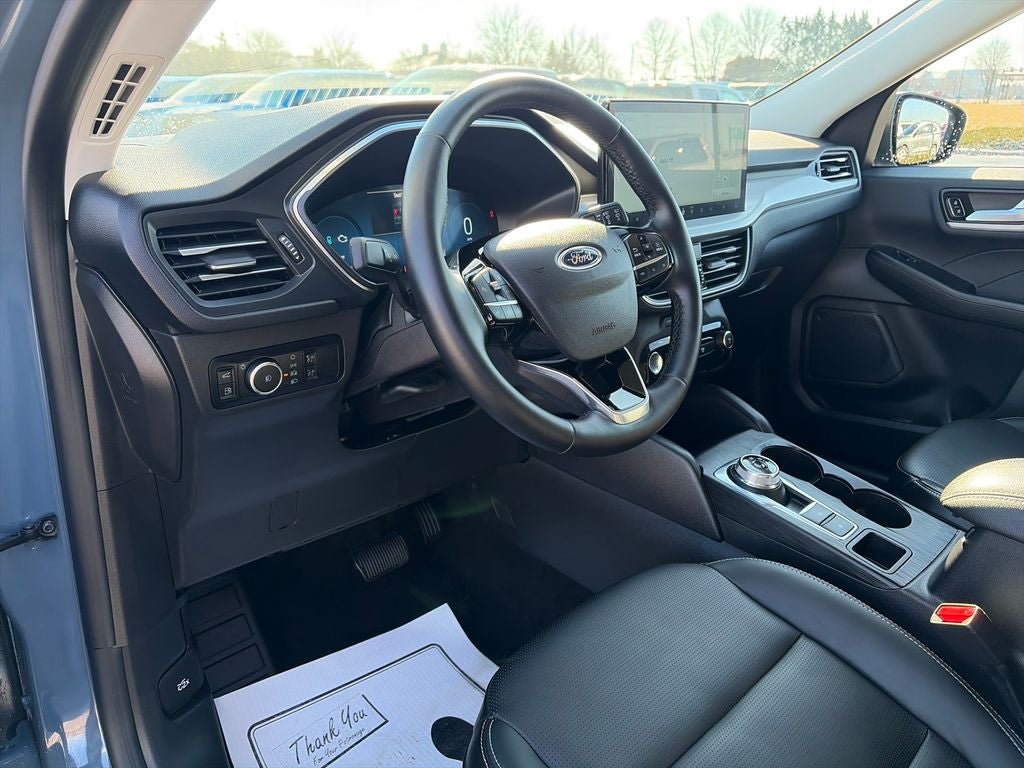 2025 Ford Escape Hybrid Platinum