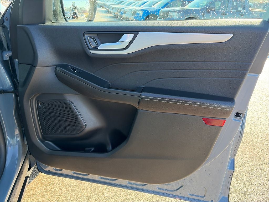 2025 Ford Escape Hybrid Platinum