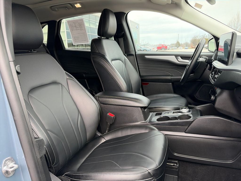 2025 Ford Escape Hybrid Platinum