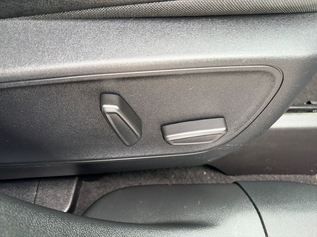 2025 Ford Escape Hybrid Platinum