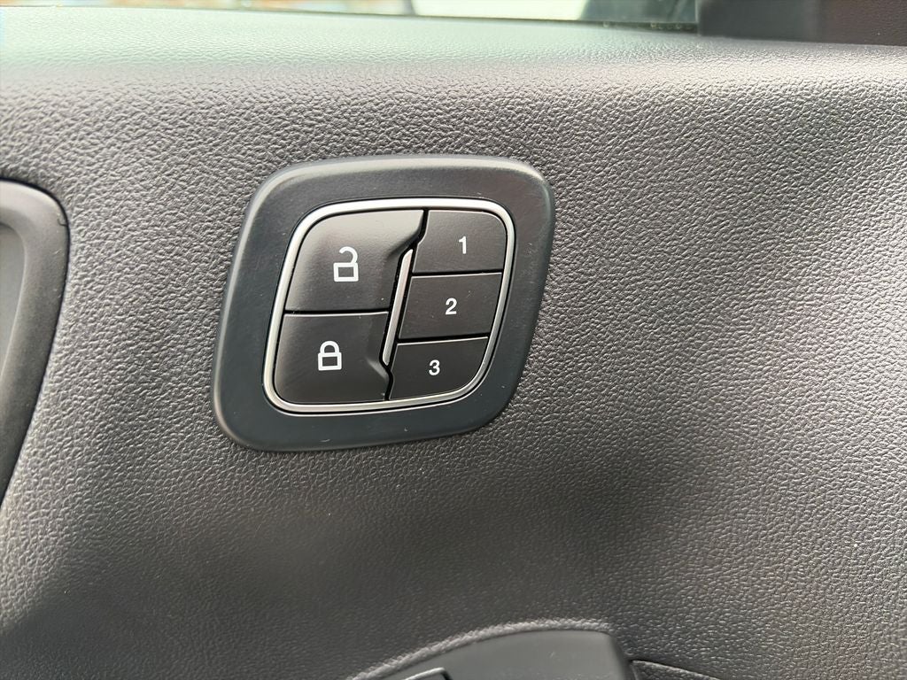 2025 Ford Escape Hybrid Platinum