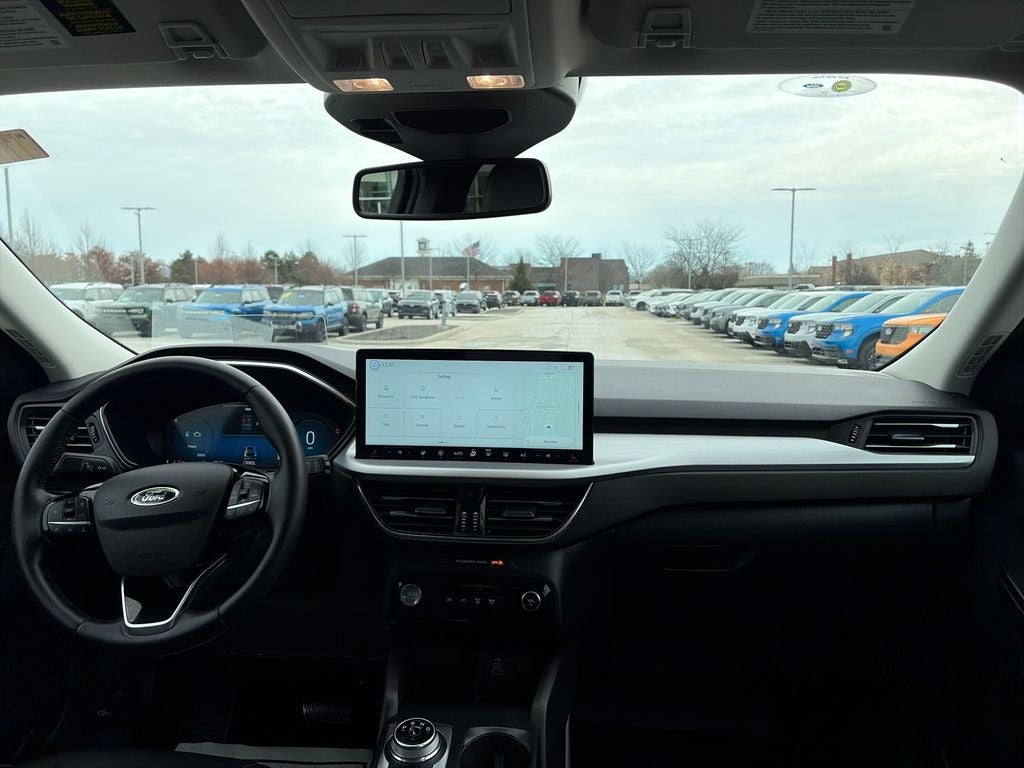 2025 Ford Escape Hybrid Platinum