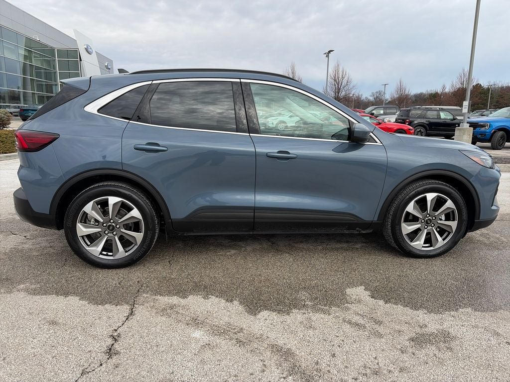 2025 Ford Escape Hybrid Platinum