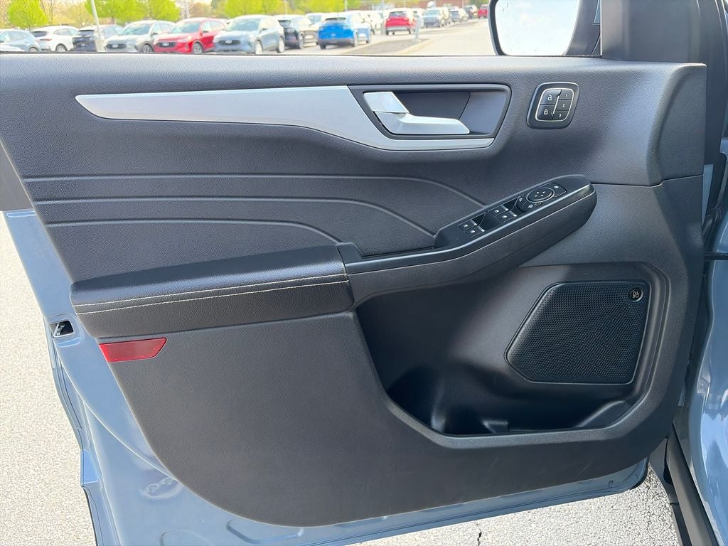 2025 Ford Escape Hybrid Platinum