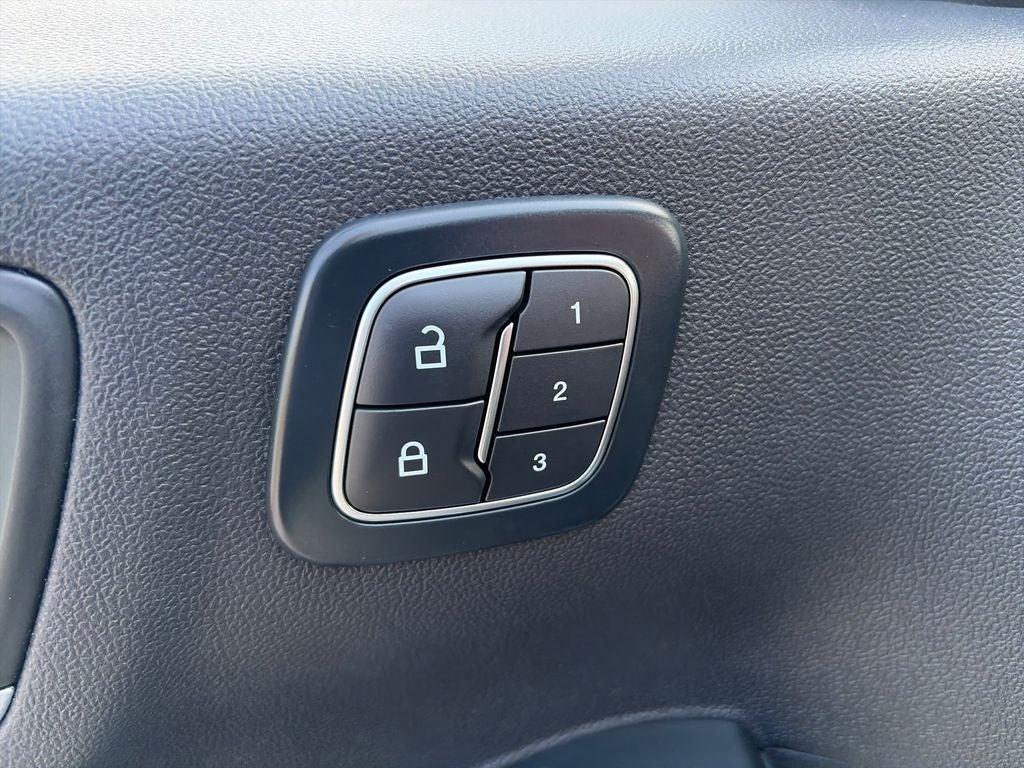 2025 Ford Escape Hybrid Platinum