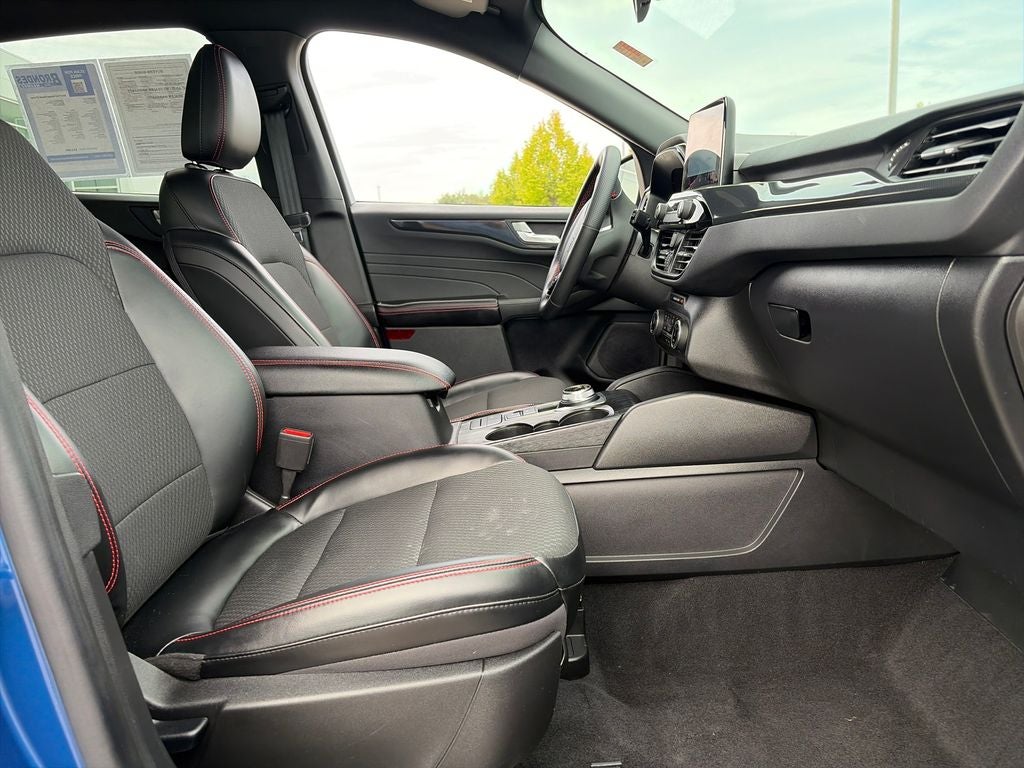 2023 Ford Escape Hybrid ST-Line