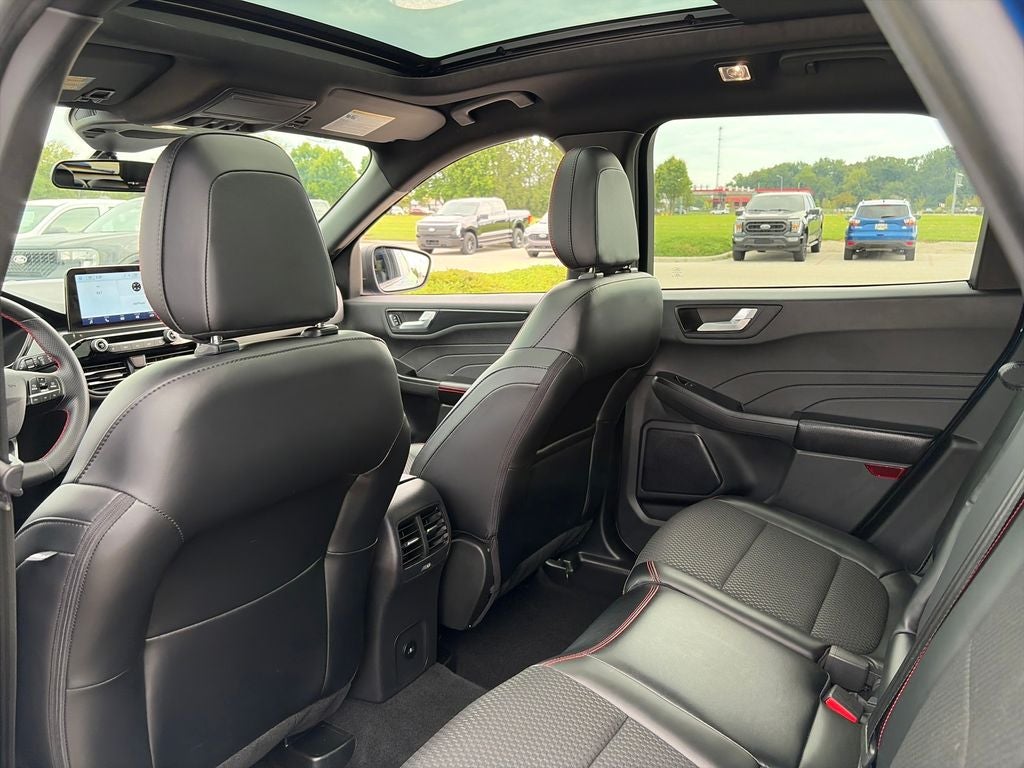 2023 Ford Escape Hybrid ST-Line