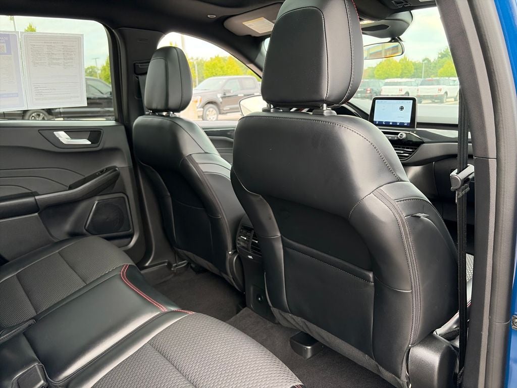 2023 Ford Escape Hybrid ST-Line