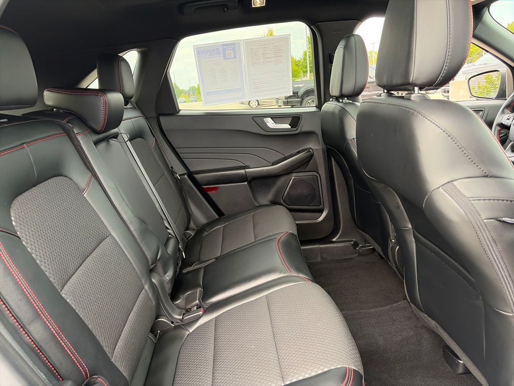 2023 Ford Escape Hybrid ST-Line