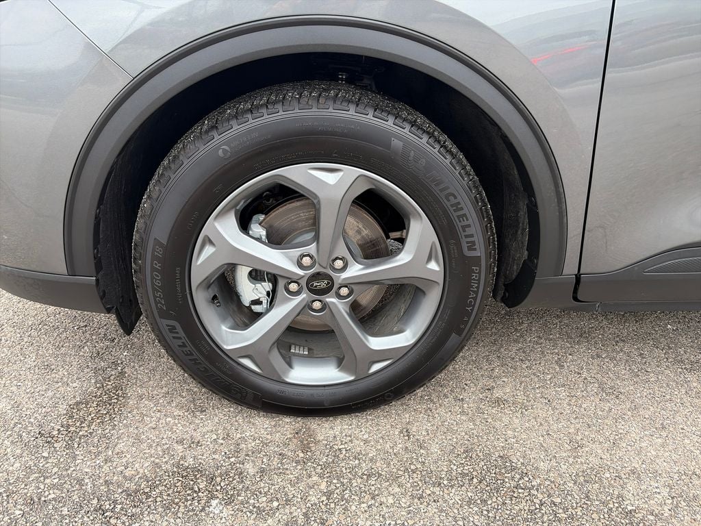 2025 Ford Escape Hybrid ST-Line