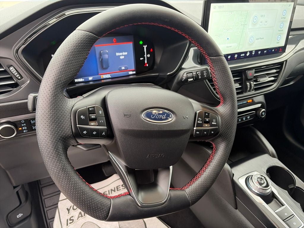 2025 Ford Escape Hybrid ST-Line