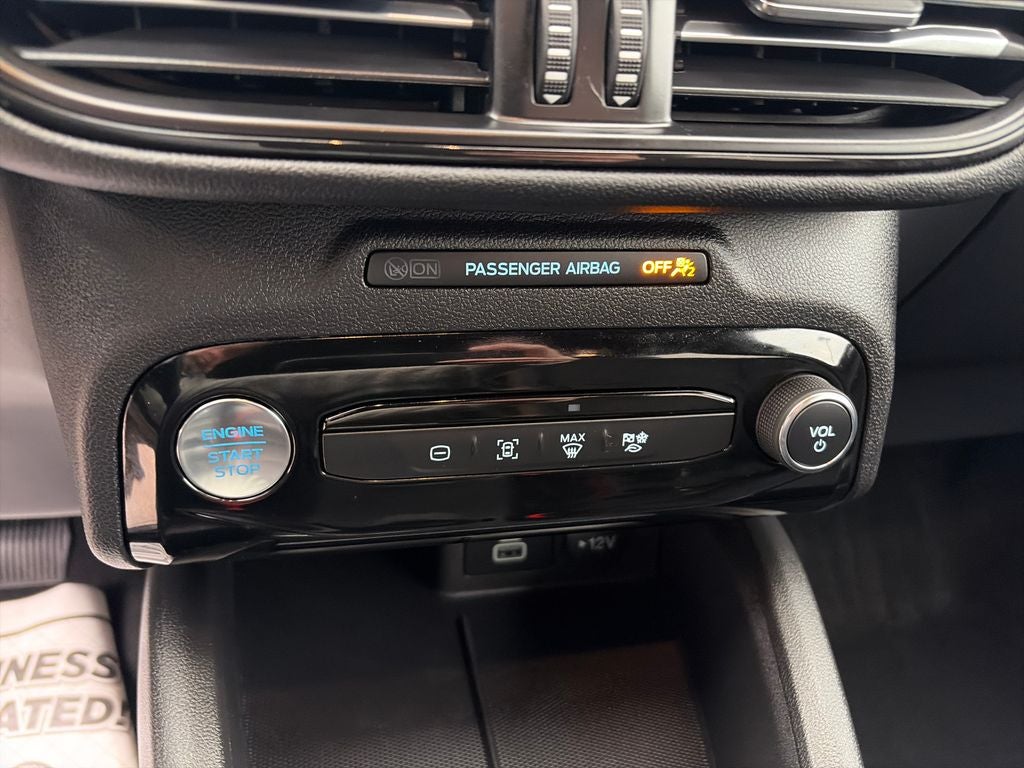 2025 Ford Escape Hybrid ST-Line