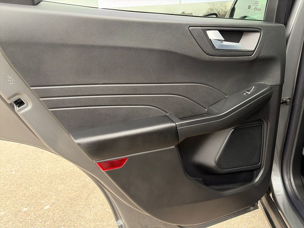 2025 Ford Escape Hybrid ST-Line