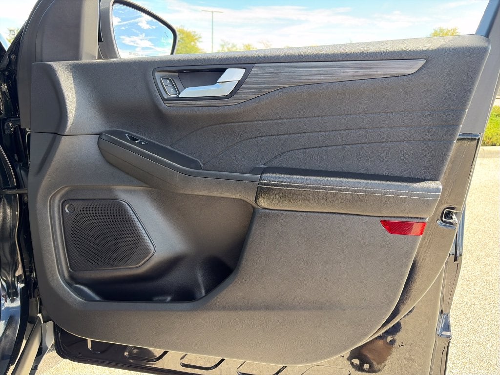 2023 Ford Escape Platinum 2.0
