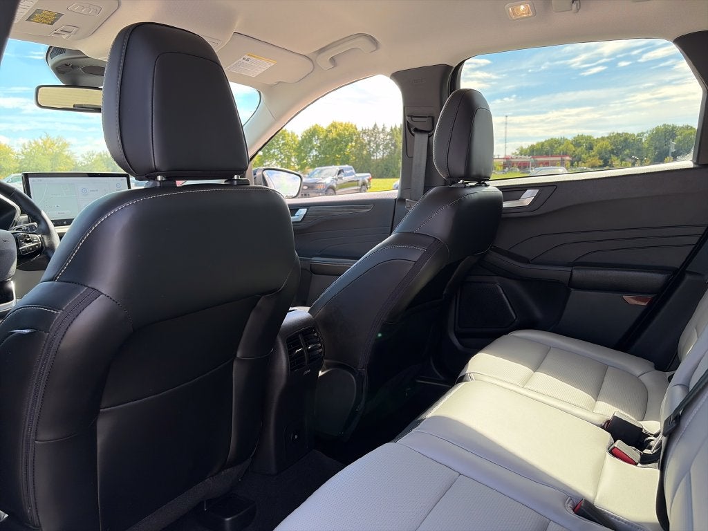 2023 Ford Escape Platinum 2.0