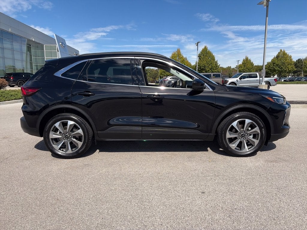 2023 Ford Escape Platinum 2.0