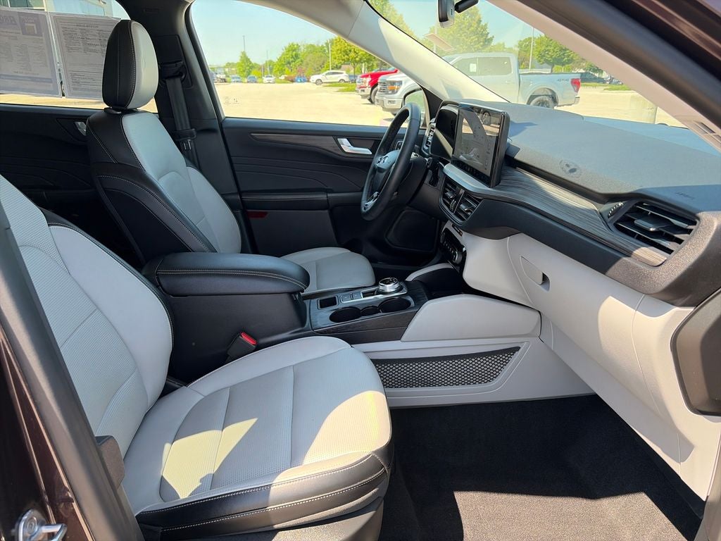 2023 Ford Escape Platinum