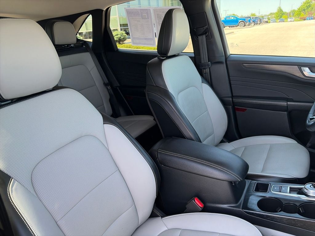 2023 Ford Escape Platinum