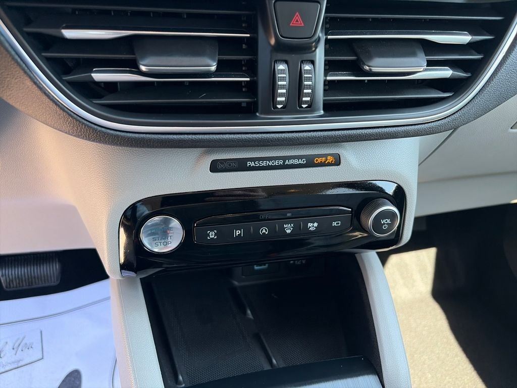 2023 Ford Escape Platinum