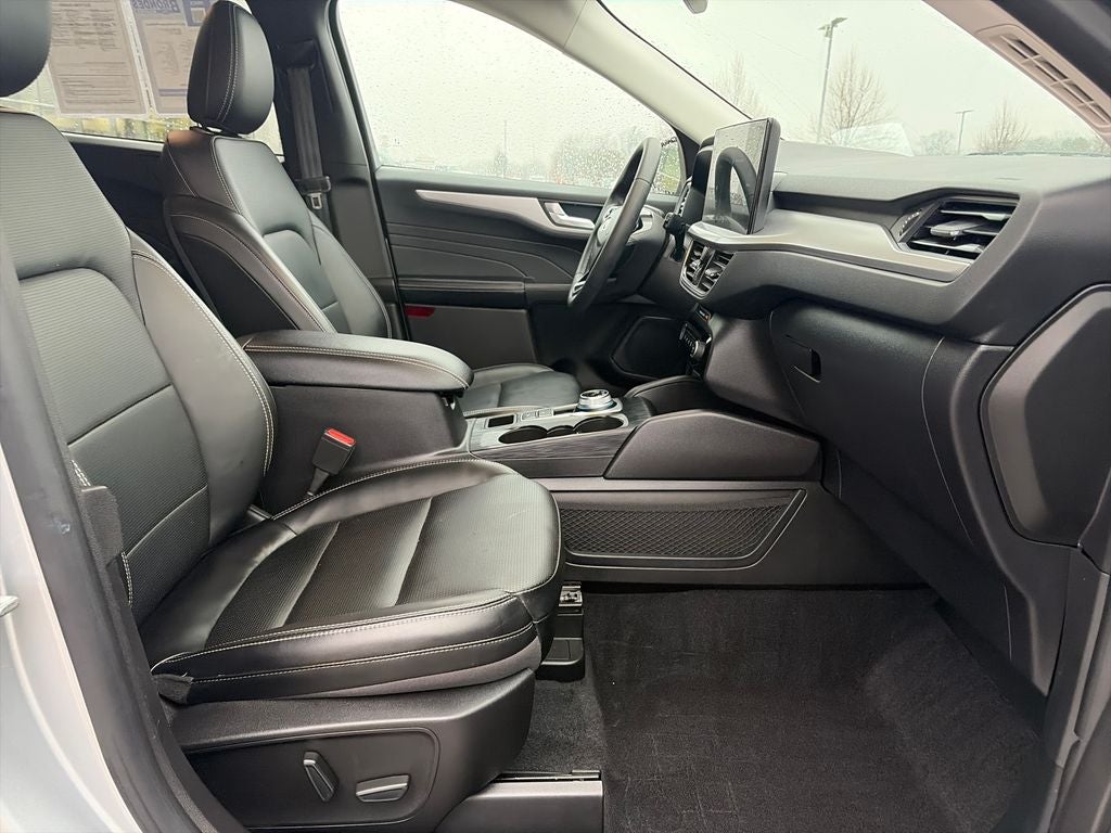 2023 Ford Escape Platinum