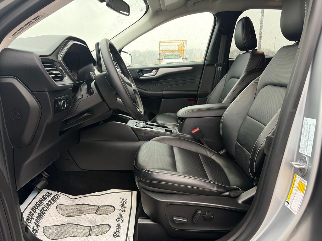 2023 Ford Escape Platinum