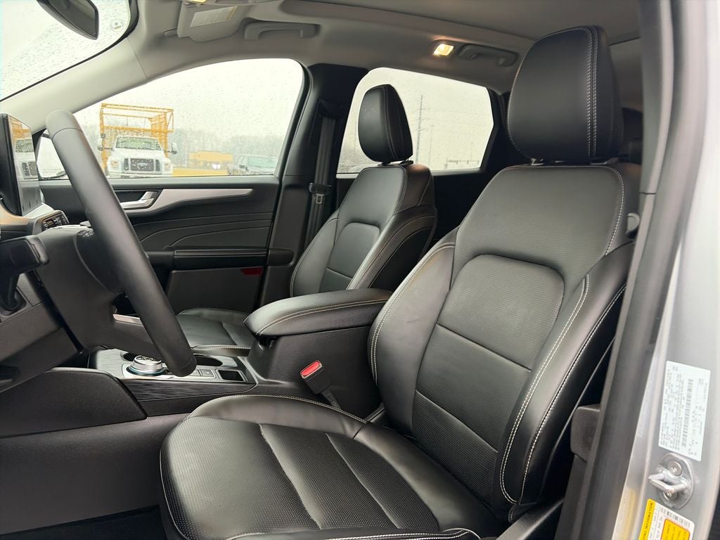 2023 Ford Escape Platinum