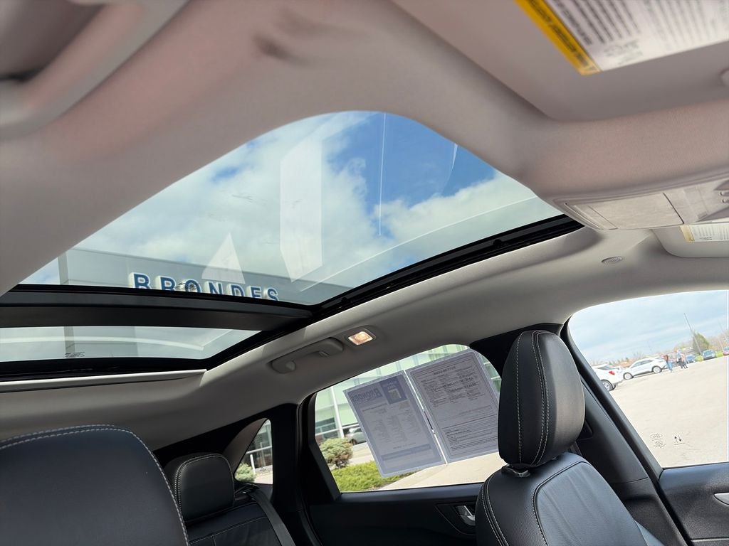 2024 Ford Escape Platinum