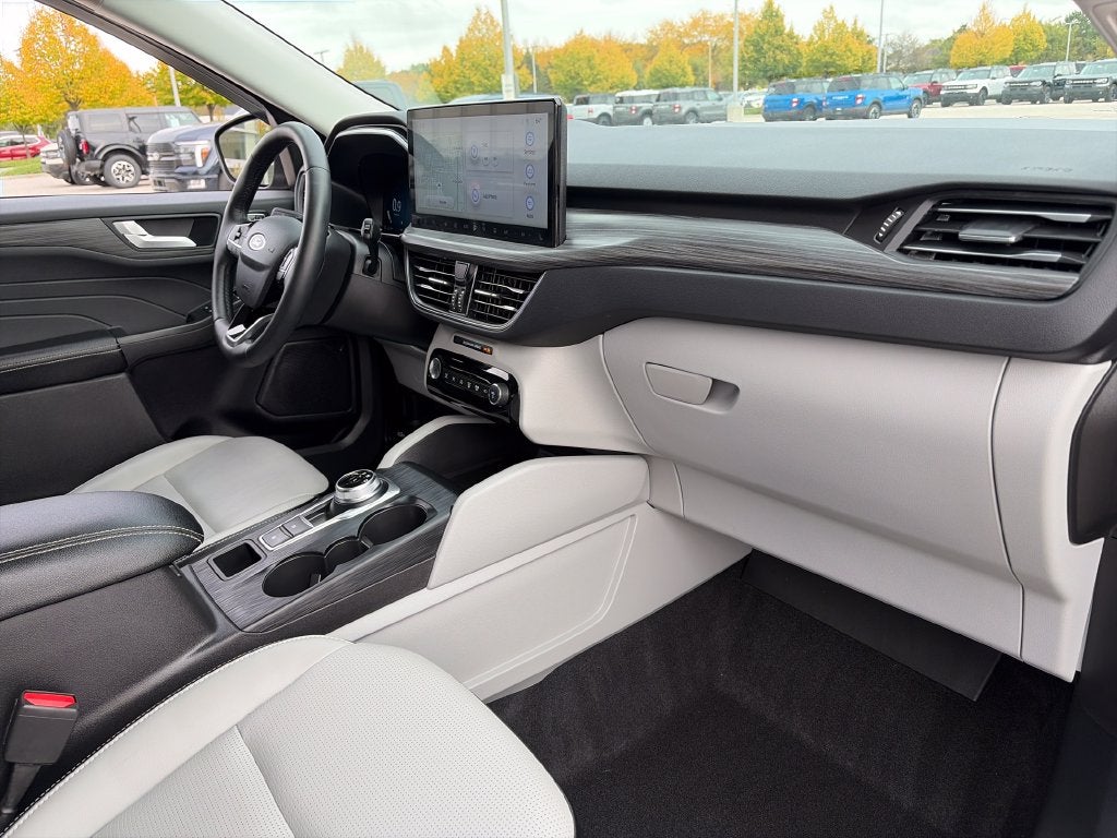 2024 Ford Escape Platinum