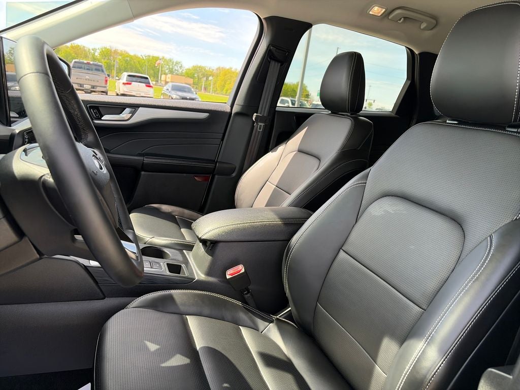 2024 Ford Escape Platinum